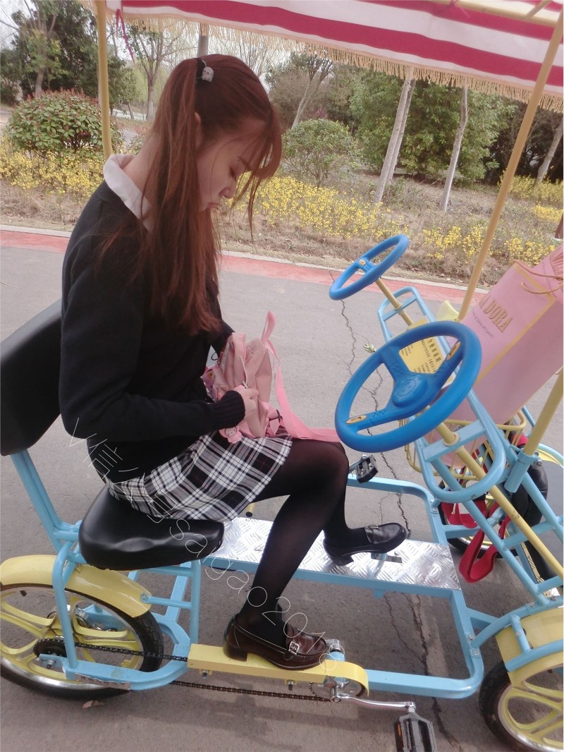 056 赛高 - 有水印-2019单身节 美少女户外黑丝-绅士社